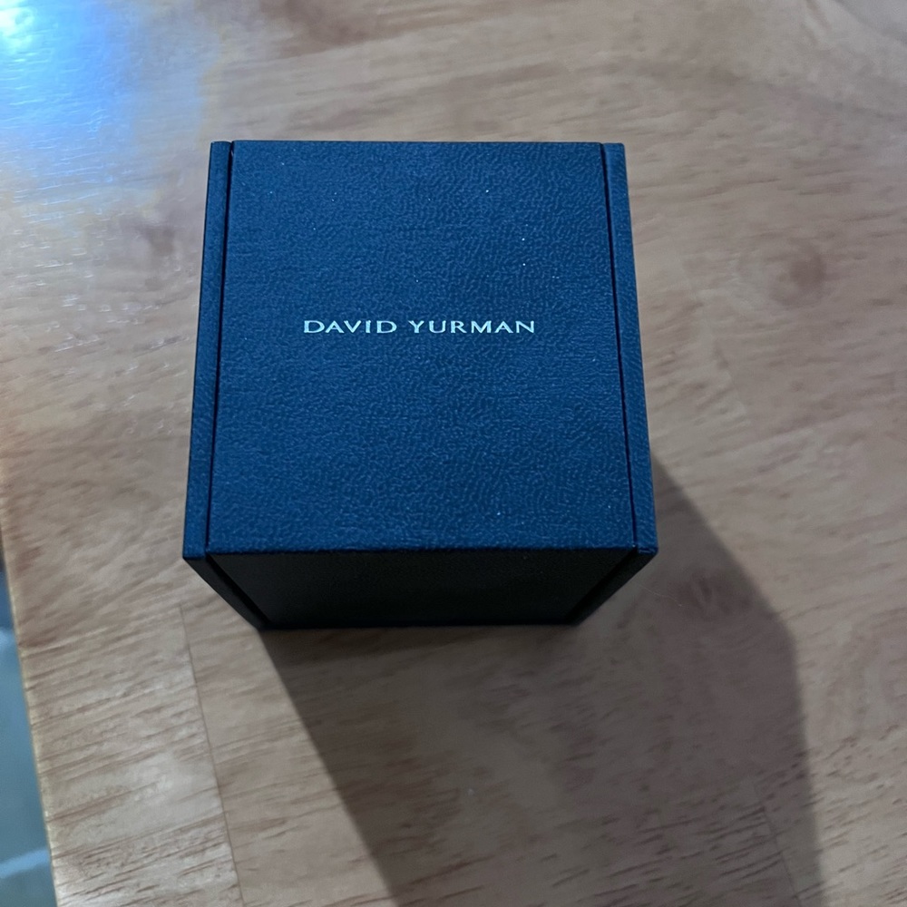 SOLD❌David yurman ring jewelry box